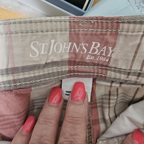St. Johns Bay Women's Size 6 Bermuda Shorts Plaid Pink Tan Brown Pockets - Picture 9 of 11